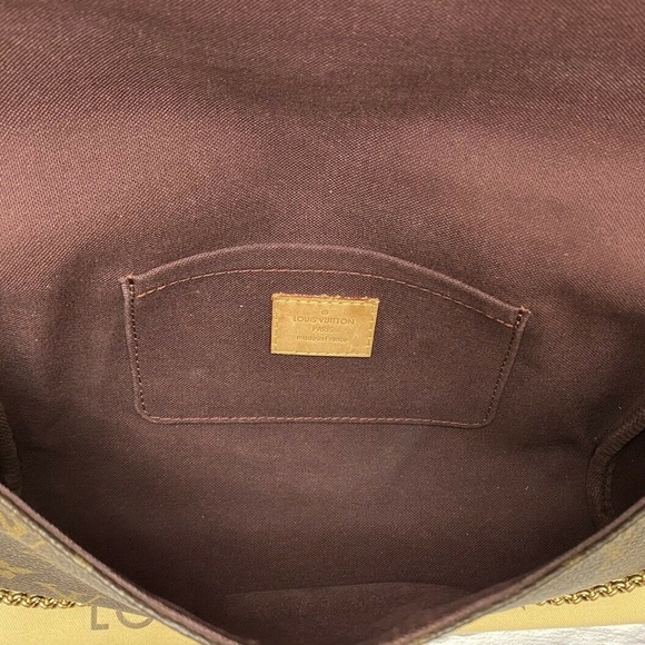 Louis Vuitton Favorite MM Monogram Chain Clutch Crossbody (DU4123) - Picture 8 of 12